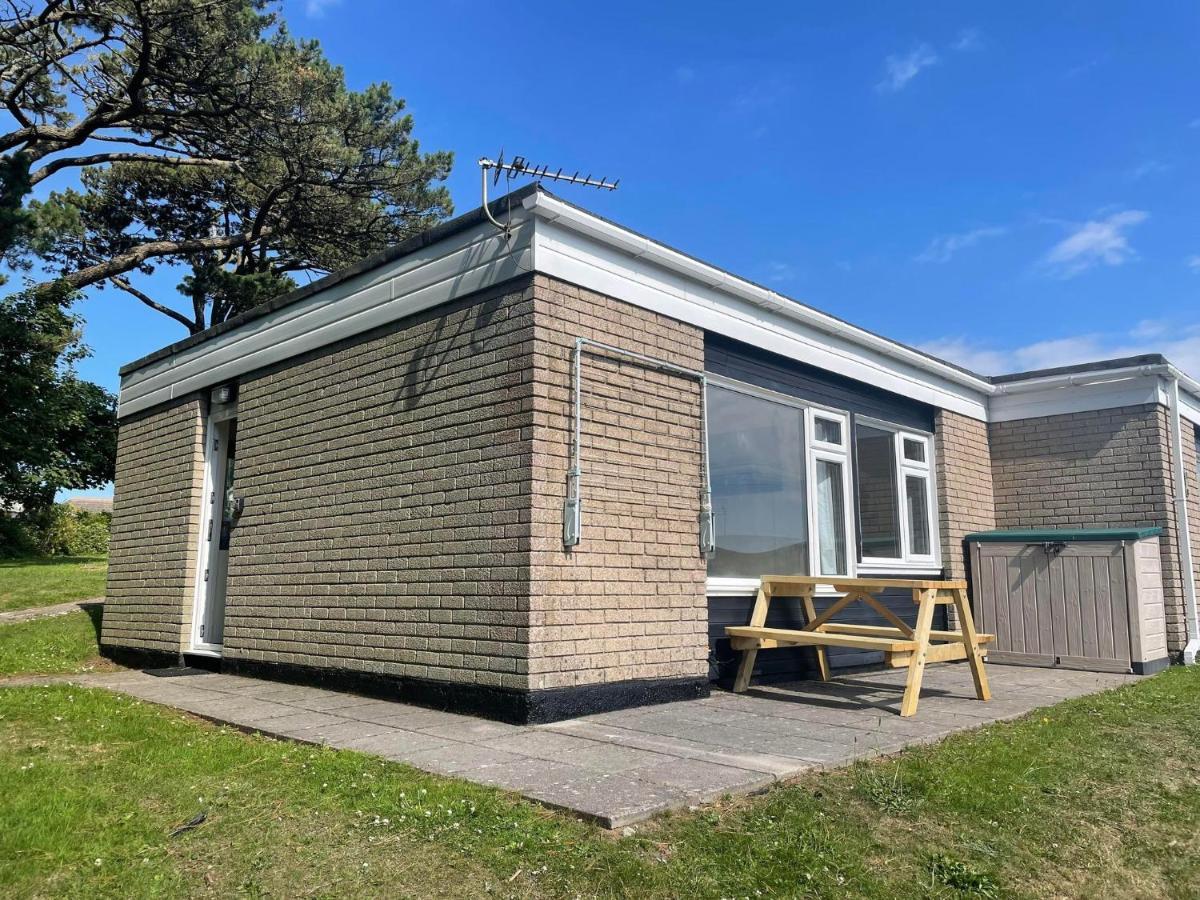 2 Bedroom Holiday Chalet Near Bude Kilkhampton Dış mekan fotoğraf